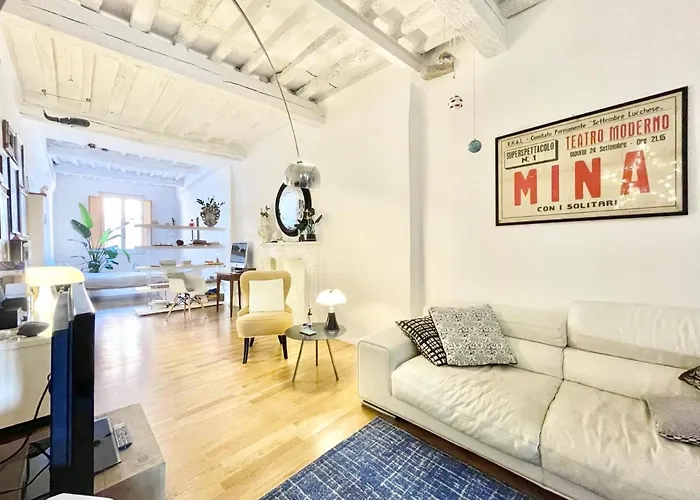 La Casa Del Pesce - Within The Historical Walls Of Lucca