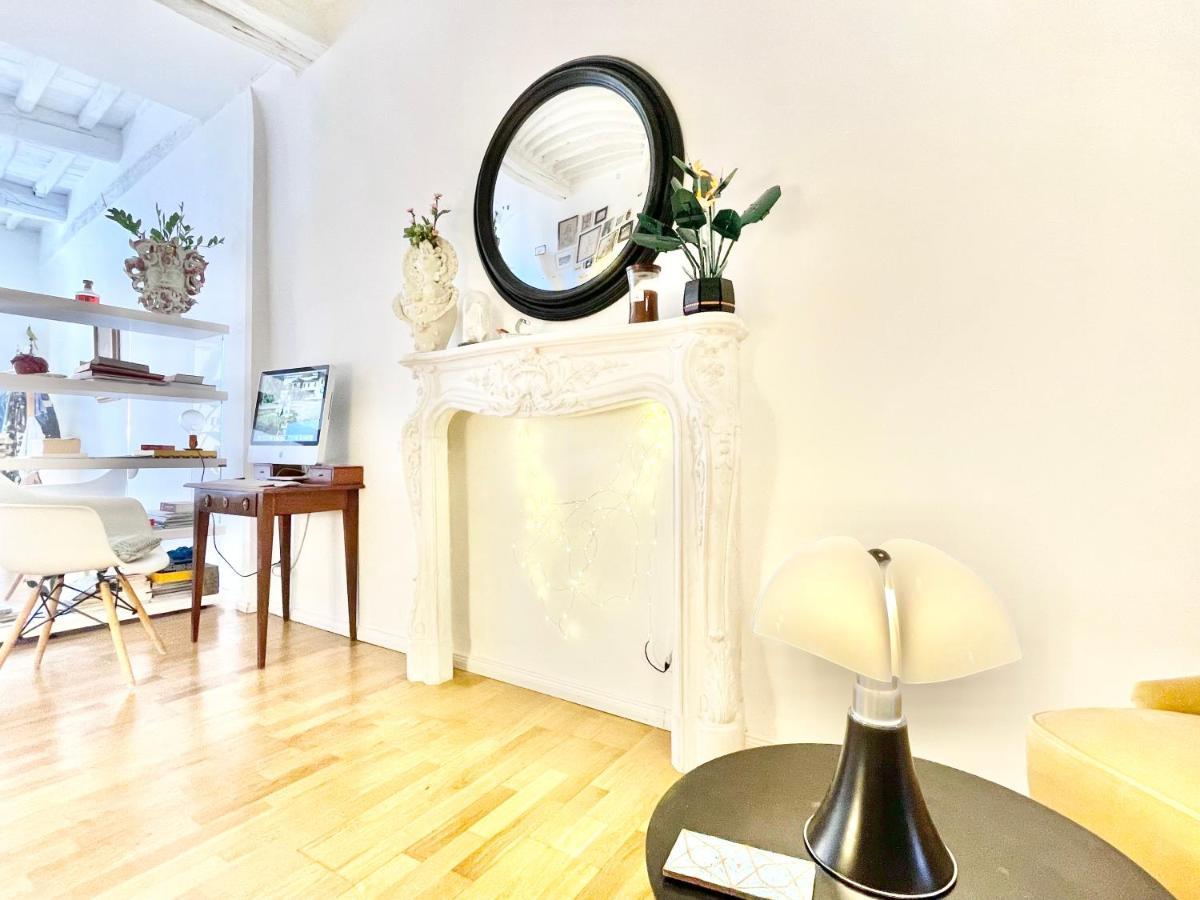 La Casa Del Pesce - Within The Historical Walls Of Apartment *