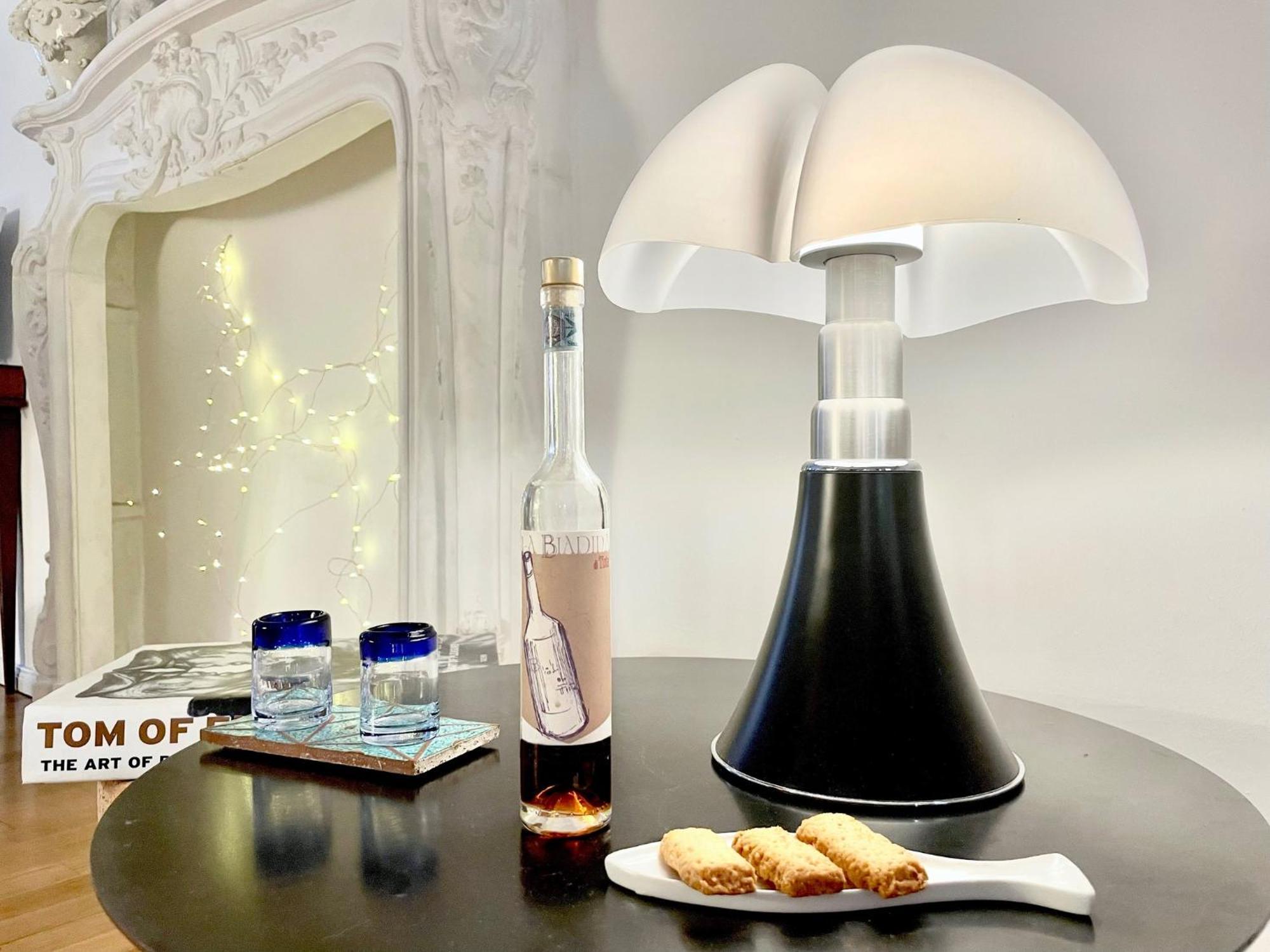 La Casa Del Pesce - Within The Historical Walls Of Apartment *